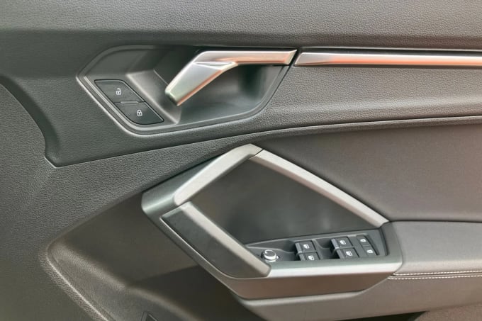 2022 Audi Q3