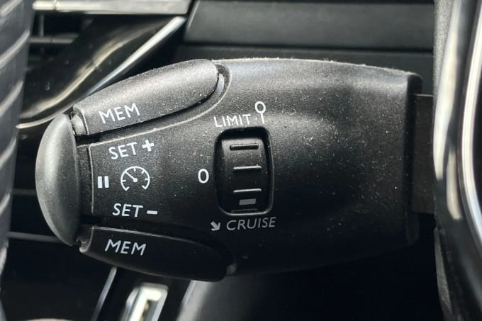 2021 Peugeot 2008