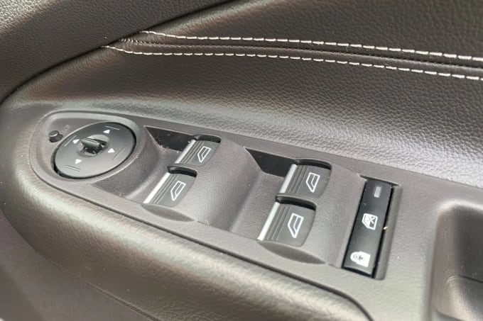 2017 Ford Grand C-max