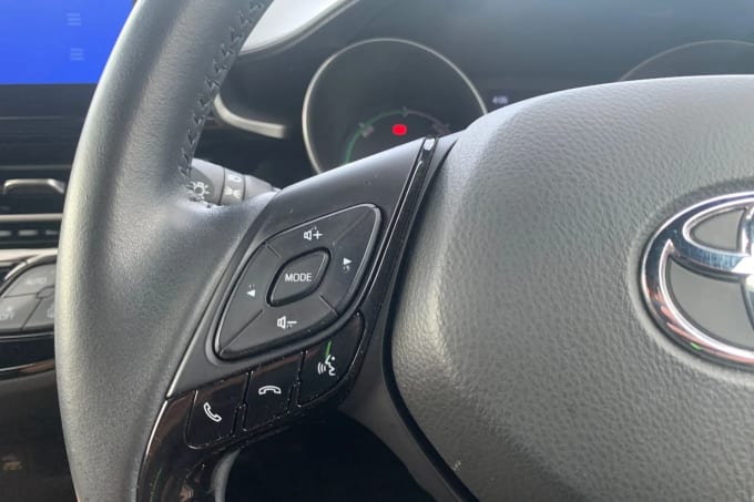 2022 Toyota C-hr