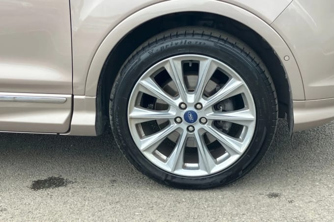 2018 Ford Kuga Vignale