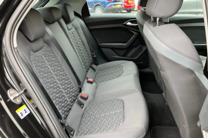 2022 Audi A1