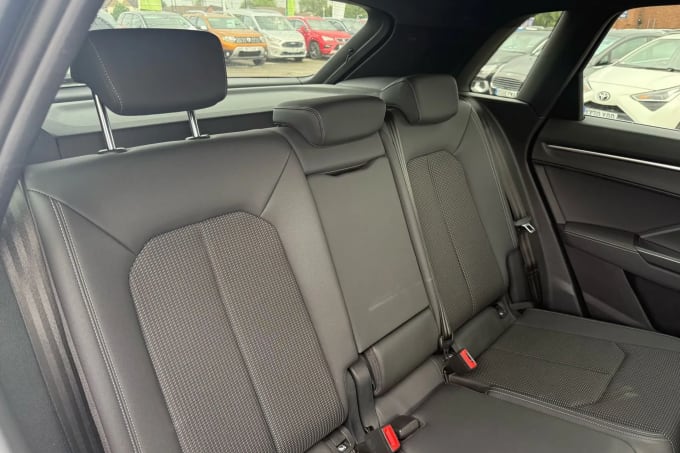 2021 Audi Q3