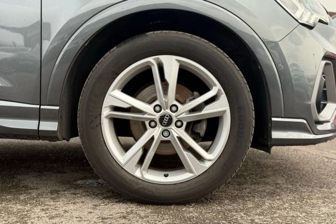 2021 Audi Q3