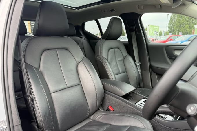 2021 Volvo Xc40