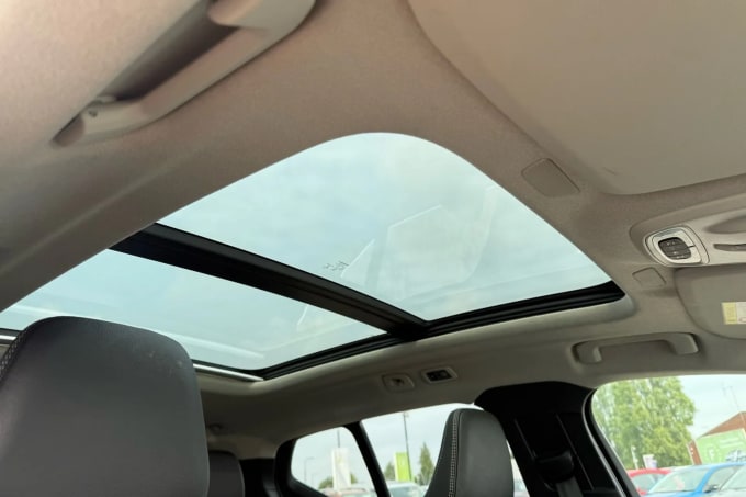 2021 Volvo Xc40