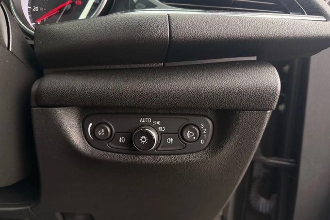 2019 Vauxhall Insignia