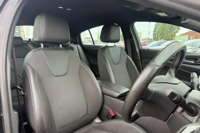 2019 Vauxhall Insignia