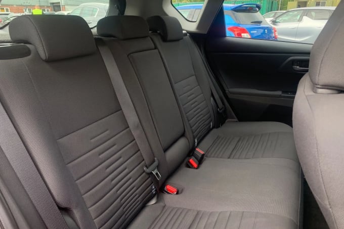 2018 Toyota Auris