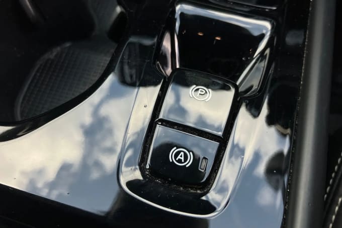 2020 Volvo Xc40