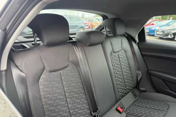2022 Audi A1