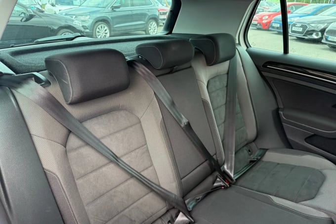 2019 Volkswagen Golf