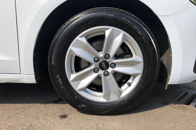 2022 Audi A1