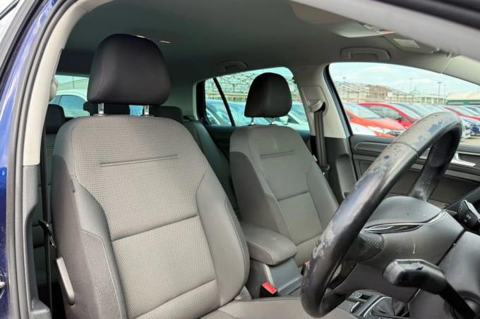 2019 Volkswagen Golf