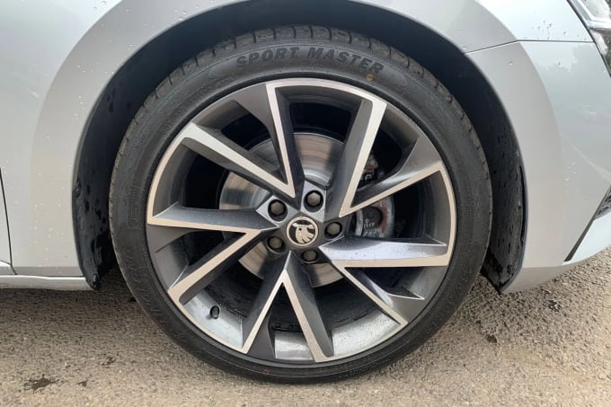 2021 Skoda Superb