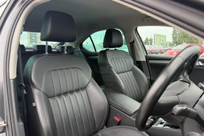 2022 Skoda Superb