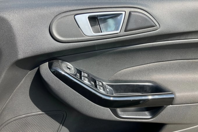 2016 Ford Fiesta