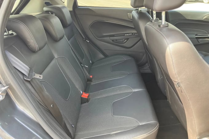 2016 Ford Fiesta