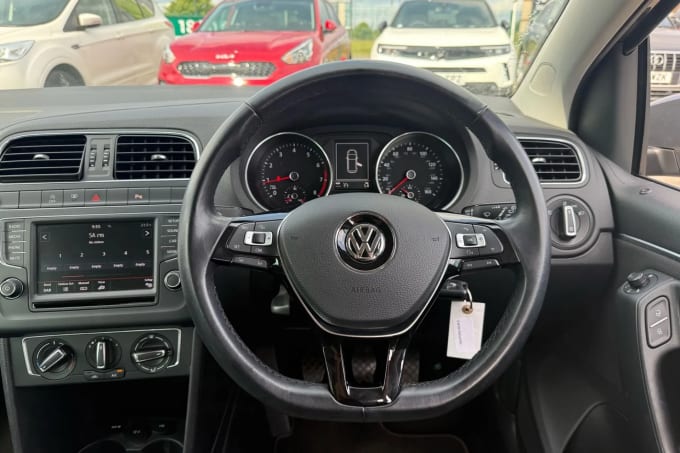 2016 Volkswagen Polo