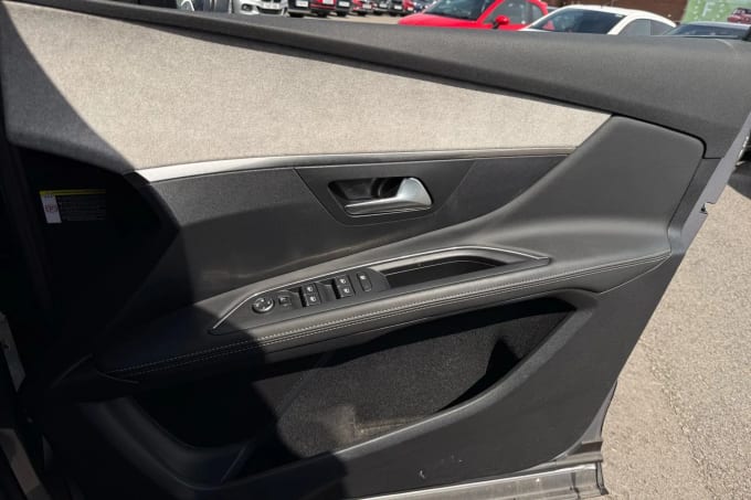2021 Peugeot 3008