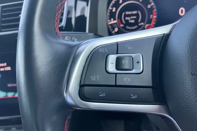 2019 Volkswagen Golf