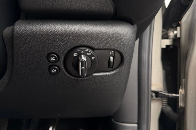 2016 Mini Hatch