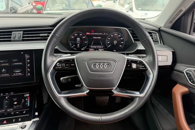2021 Audi E-tron