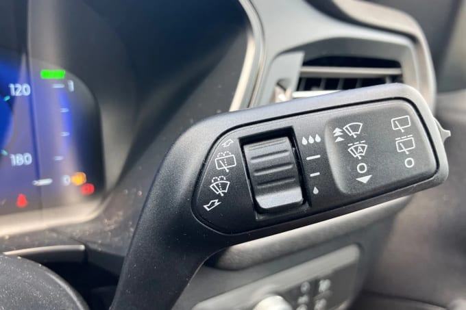 2022 Ford Kuga