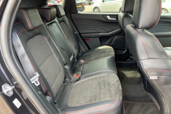 2022 Ford Kuga