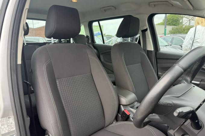 2017 Ford Grand C-max