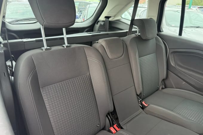 2017 Ford Grand C-max