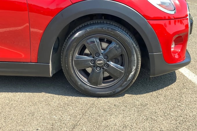 2017 Mini Hatch