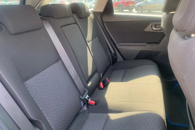 2015 Toyota Auris