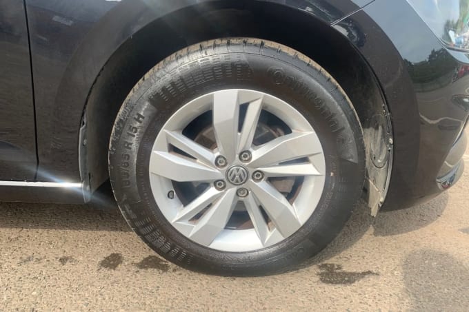 2019 Volkswagen Polo