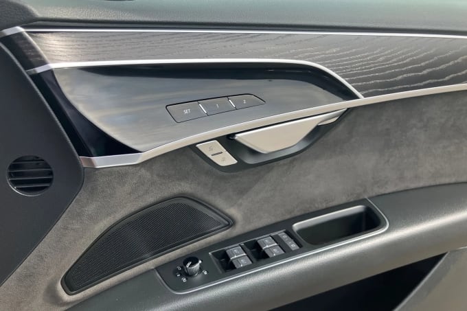 2020 Audi A8