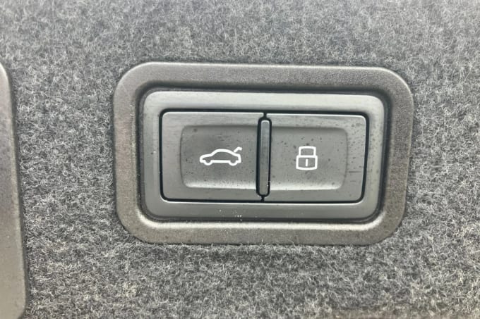 2020 Audi A8