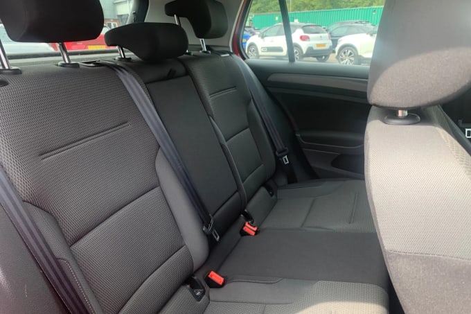 2017 Volkswagen Golf