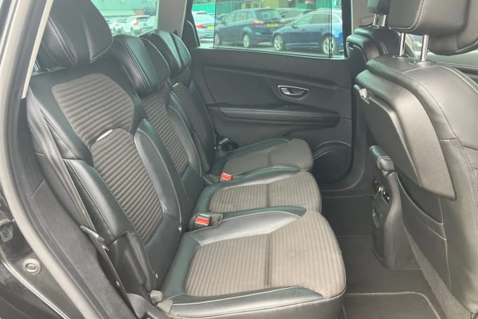 2017 Renault Grand Scenic