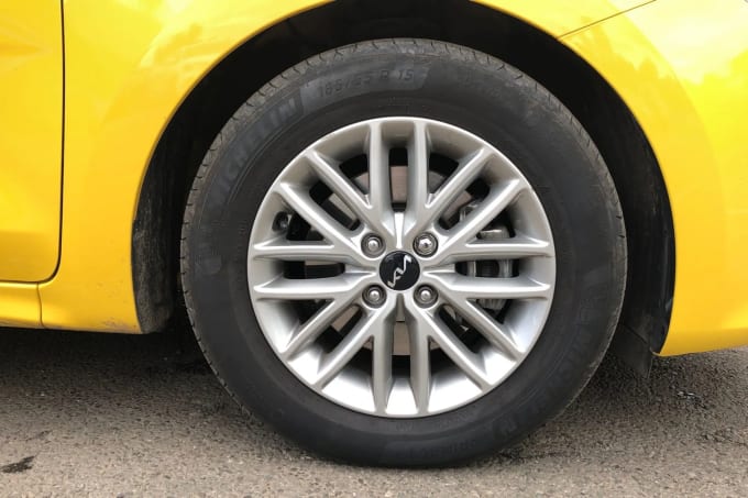2023 Kia Rio