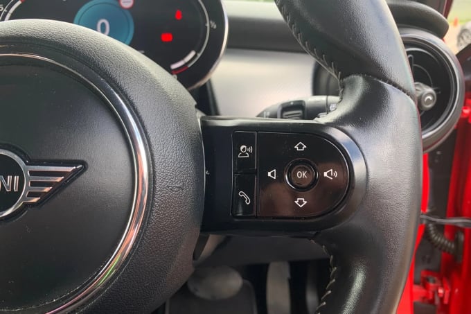 2023 Mini Hatch
