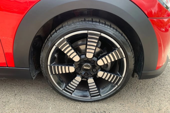 2023 Mini Hatch
