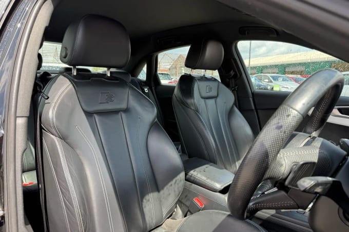 2017 Audi A4