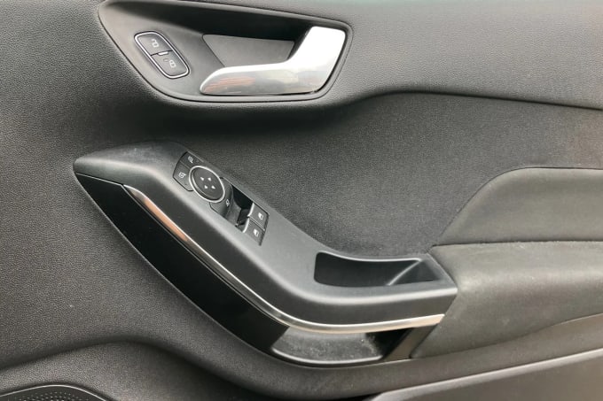 2017 Ford Fiesta