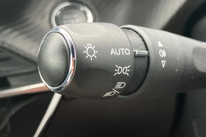2020 Peugeot 208