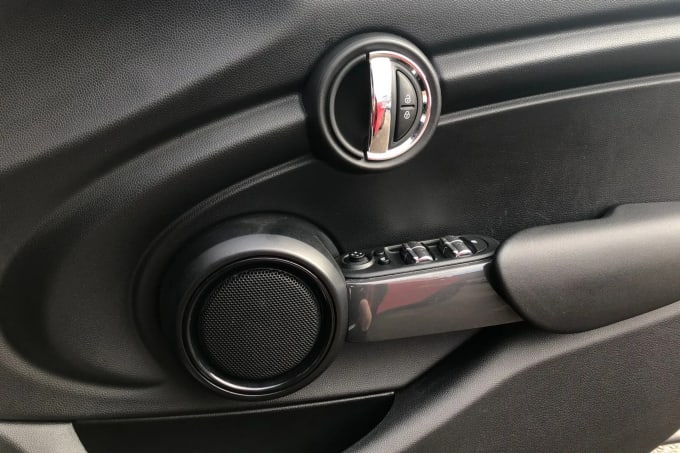 2020 Mini Hatch
