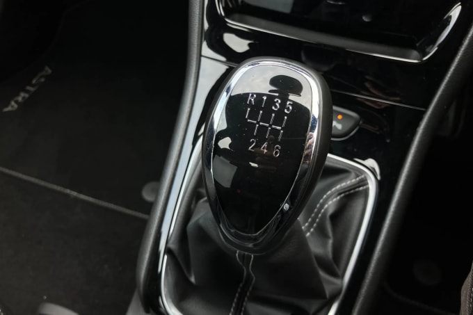 2016 Vauxhall Astra