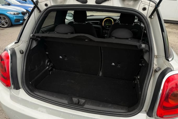 2017 Mini Hatch