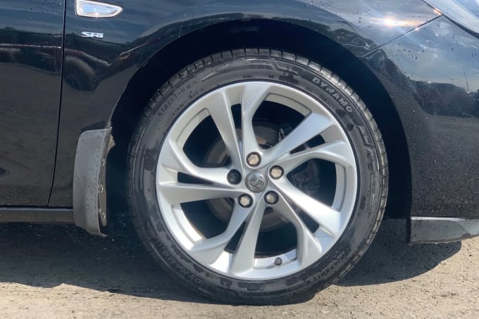 2020 Vauxhall Astra