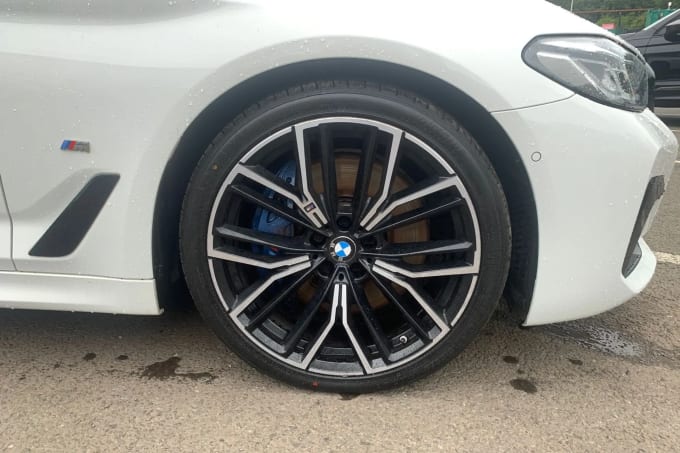 2021 BMW 5 Series