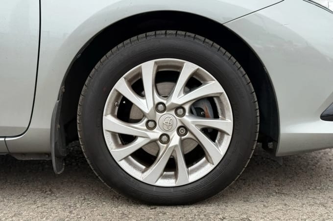 2017 Toyota Auris
